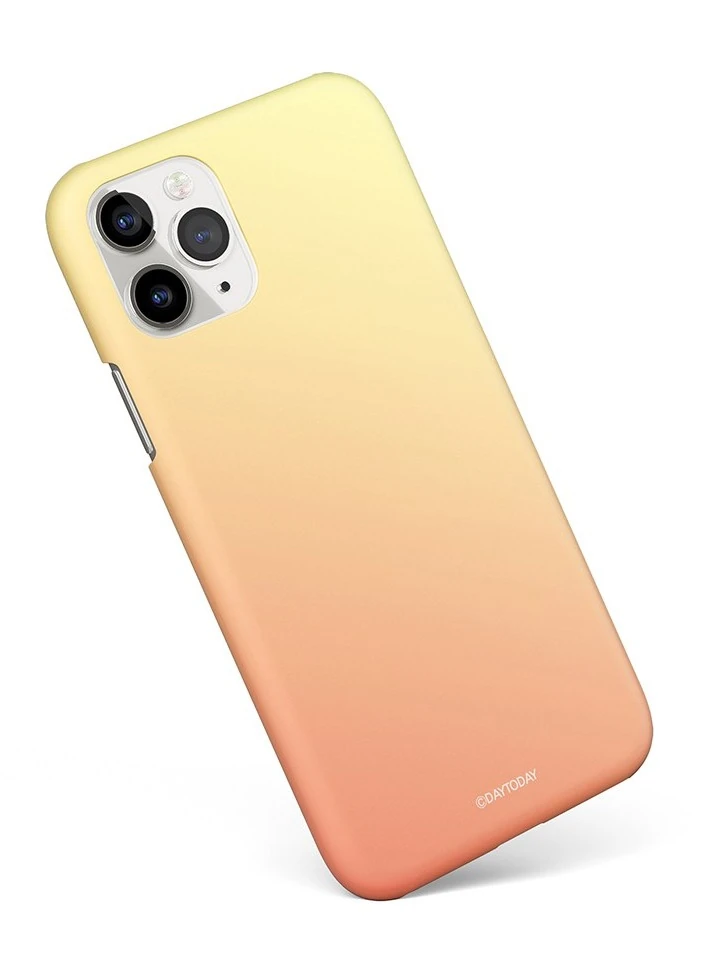 갤럭시온7프라임 SM-G611S / SM-G611K / SM-G611L 그라데이션 하드 케이스 스카이핑크 카메라 구멍과 측면 버튼 노출부가 보이는 사선 모습